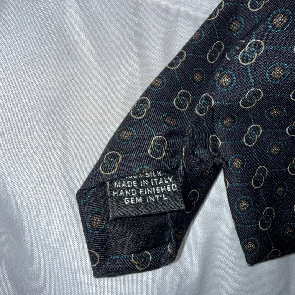 Gucci Paolo Gucci Vintage 1980s Signature Logo 100% Silk 56in Neck Tie